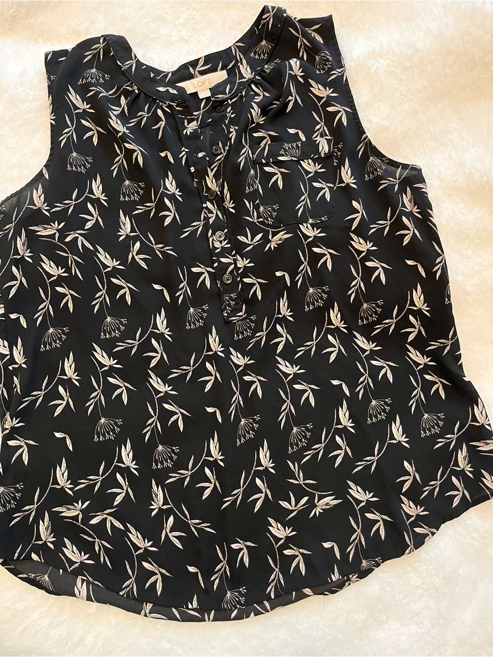 LOFT Black Floral Sleeveless Henley Camisole